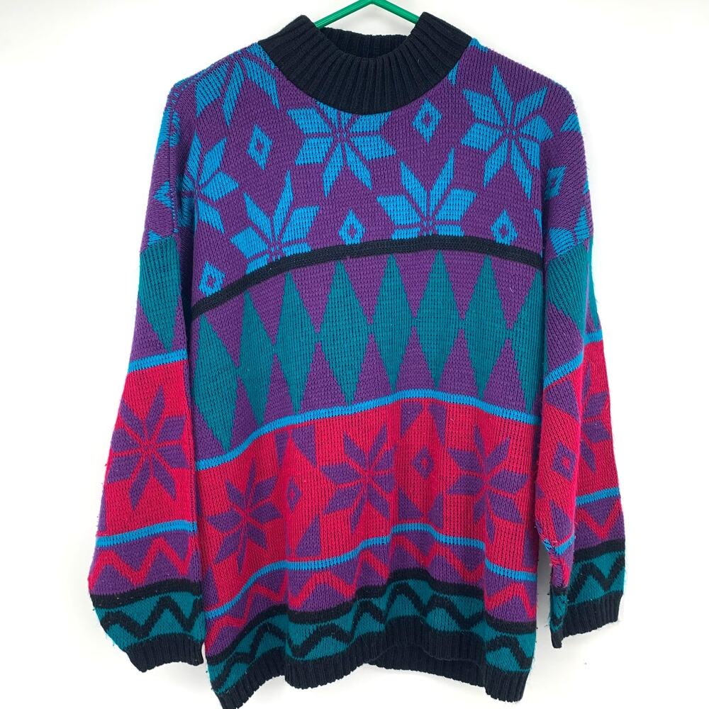 Classic Essentials Vintage 80's Multicolor Snowflake Geometric Knit Sweater L